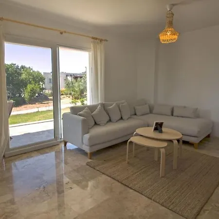 Apartment 2 Bedroom House With A Fantastic View Of Gumusluk Bodrum