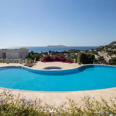 2 Bedroom House With A Fantastic View Of Gumusluk * Bodrum