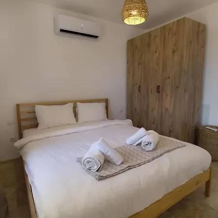 2 Bedroom House With A Fantastic View Of Gumusluk *