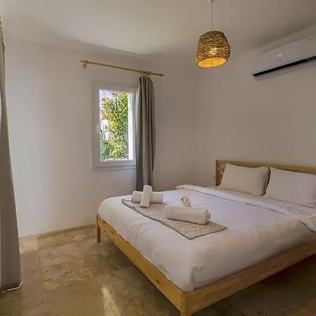 2 Bedroom House With A Fantastic View Of Gumusluk Apartment *